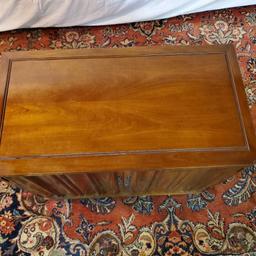 Henredon Heritage Furniture Mid Century Modern Low 2 Door Cabinet