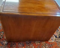 Henredon Heritage Furniture Mid Century Modern Low 2 Door Cabinet