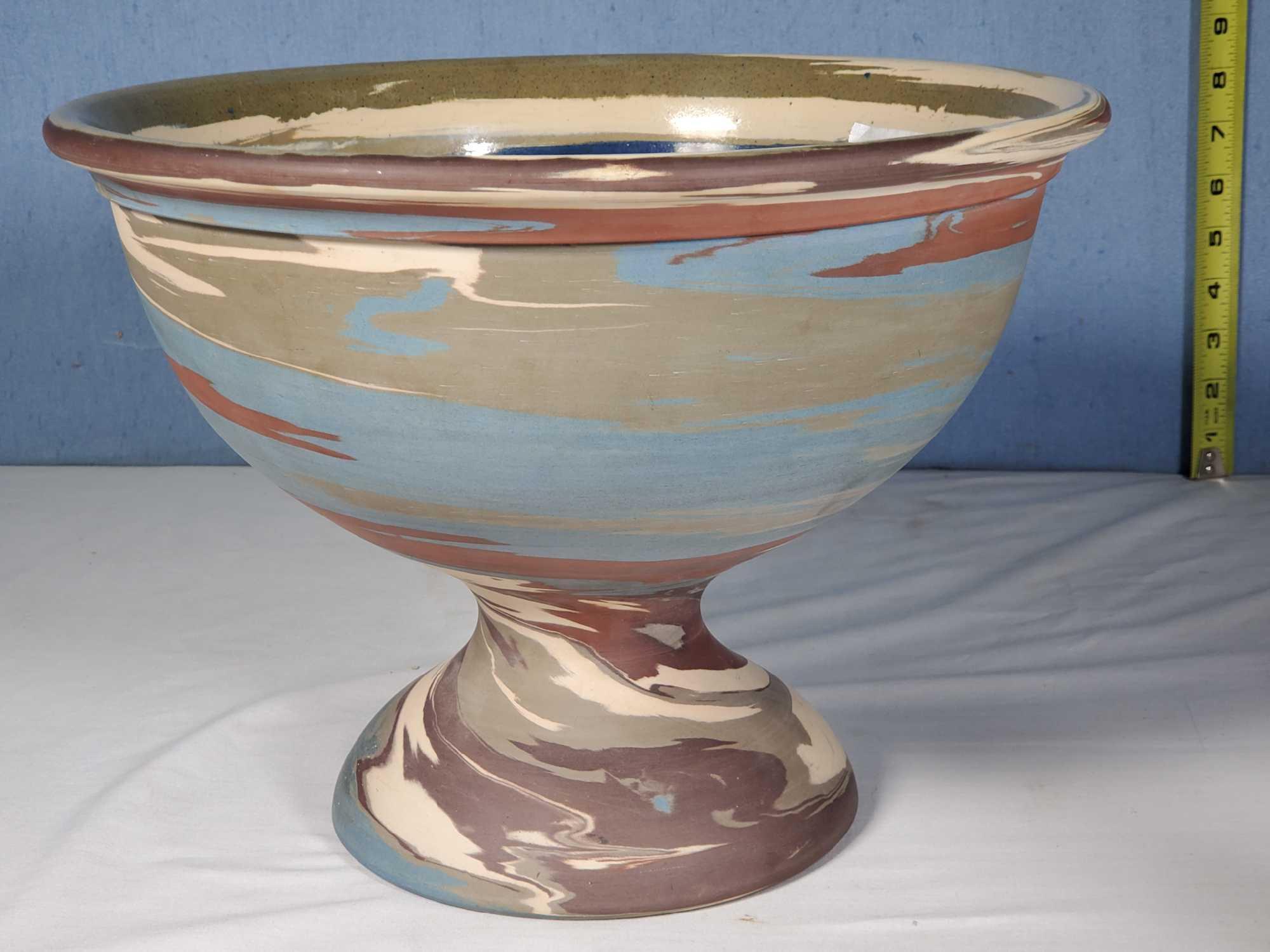Rare 9" x 12" Niloak Mission Swirl Punch Bowl