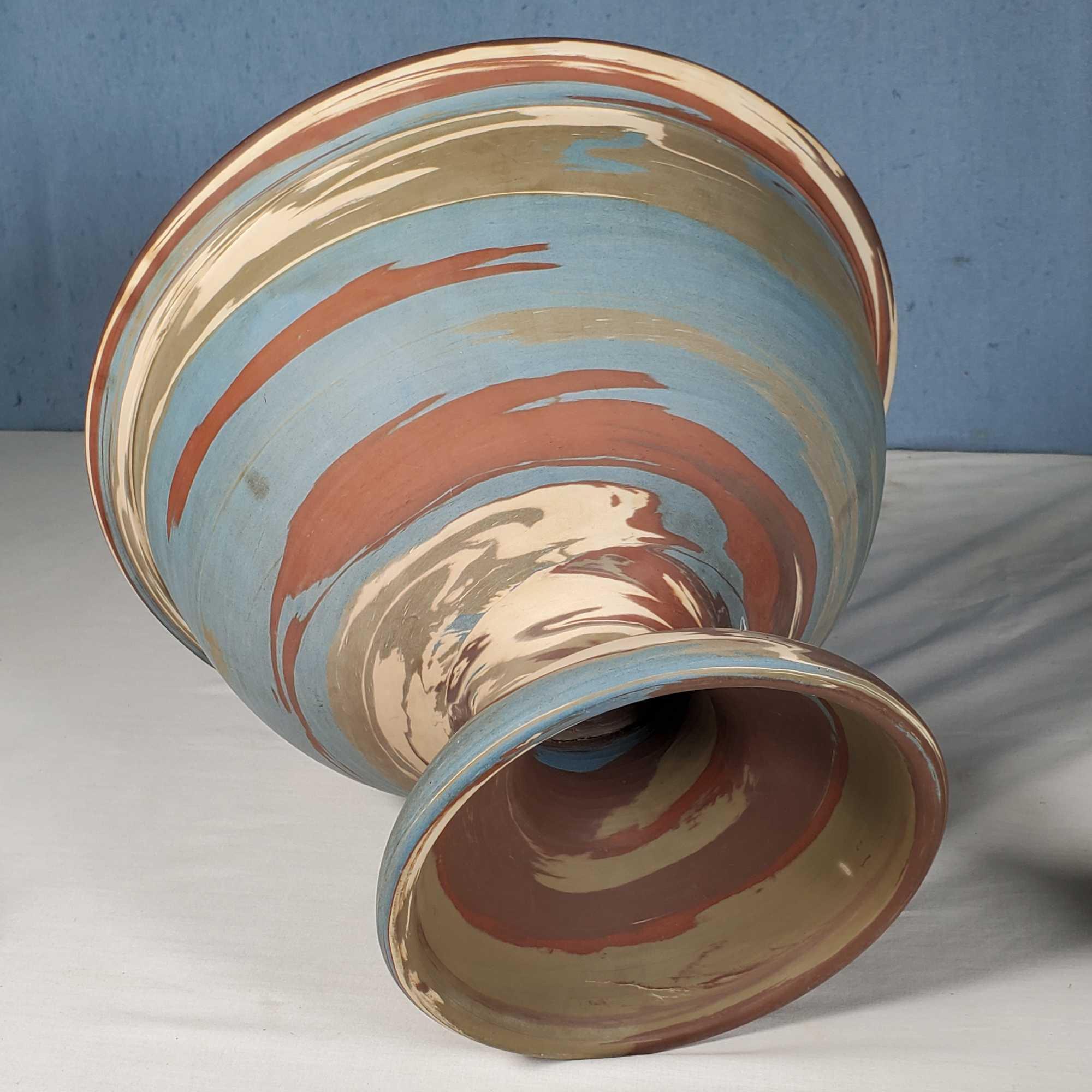 Rare 9" x 12" Niloak Mission Swirl Punch Bowl