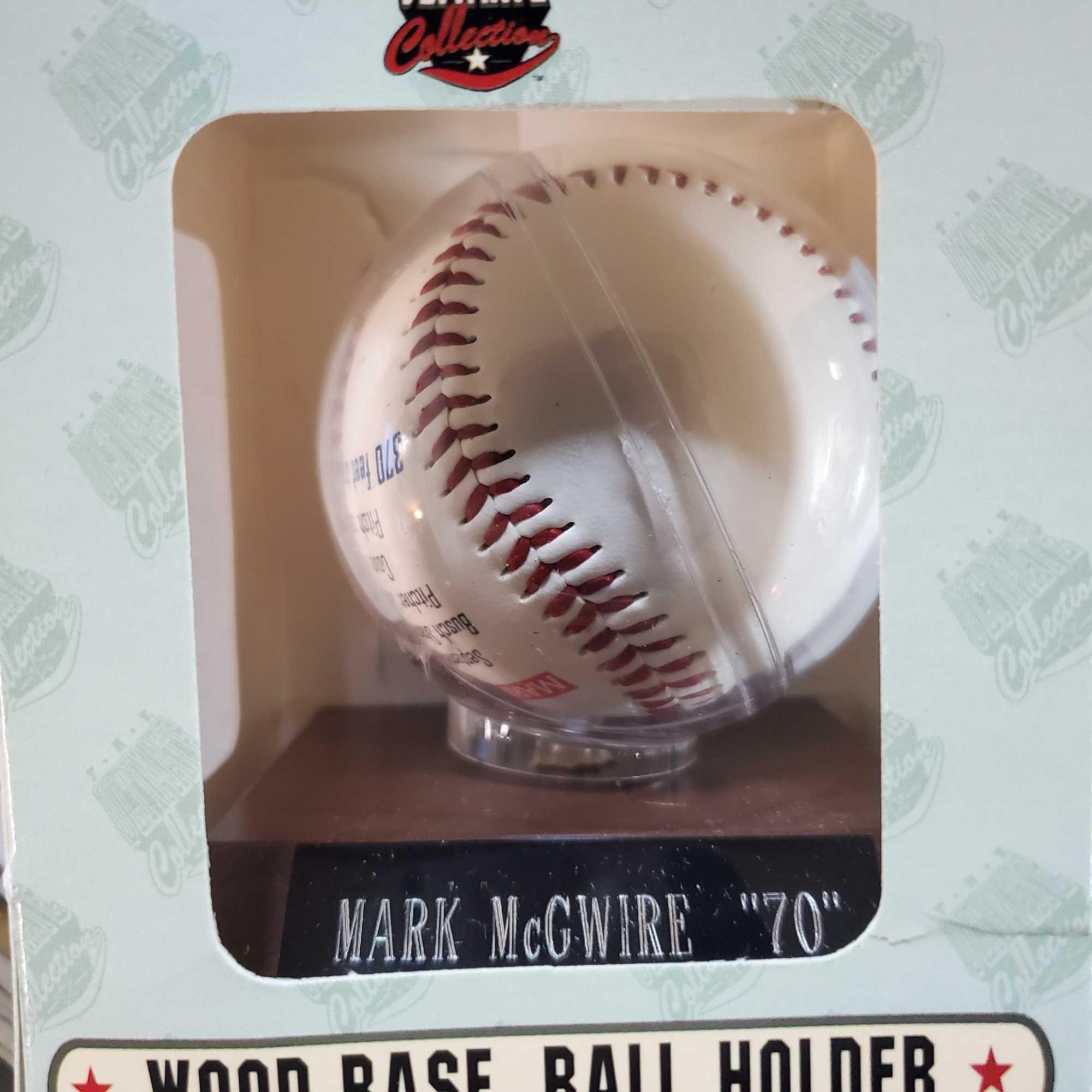 RARE Derek Jeter HOF New York Yankee Life Size Trifold Cardboard Standee And Other Base Ball Items