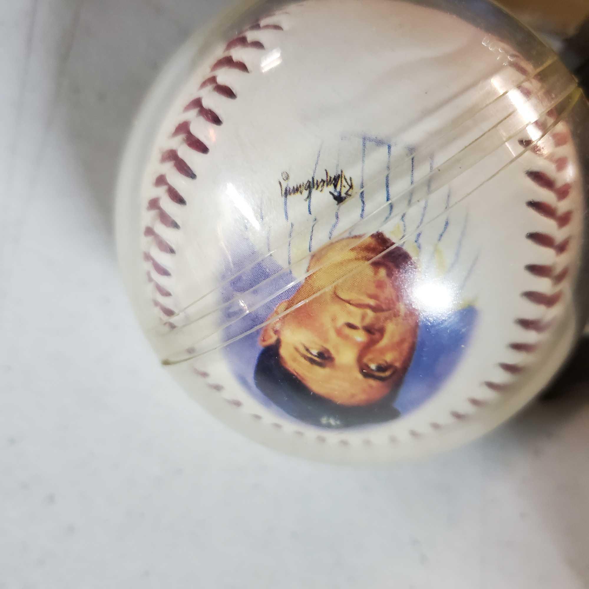 RARE Derek Jeter HOF New York Yankee Life Size Trifold Cardboard Standee And Other Base Ball Items