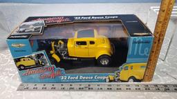 1/18 Scale American Graffiti '32 Ford Deuce Coupe in Box Signed by Paul Le Mot "John Milner"