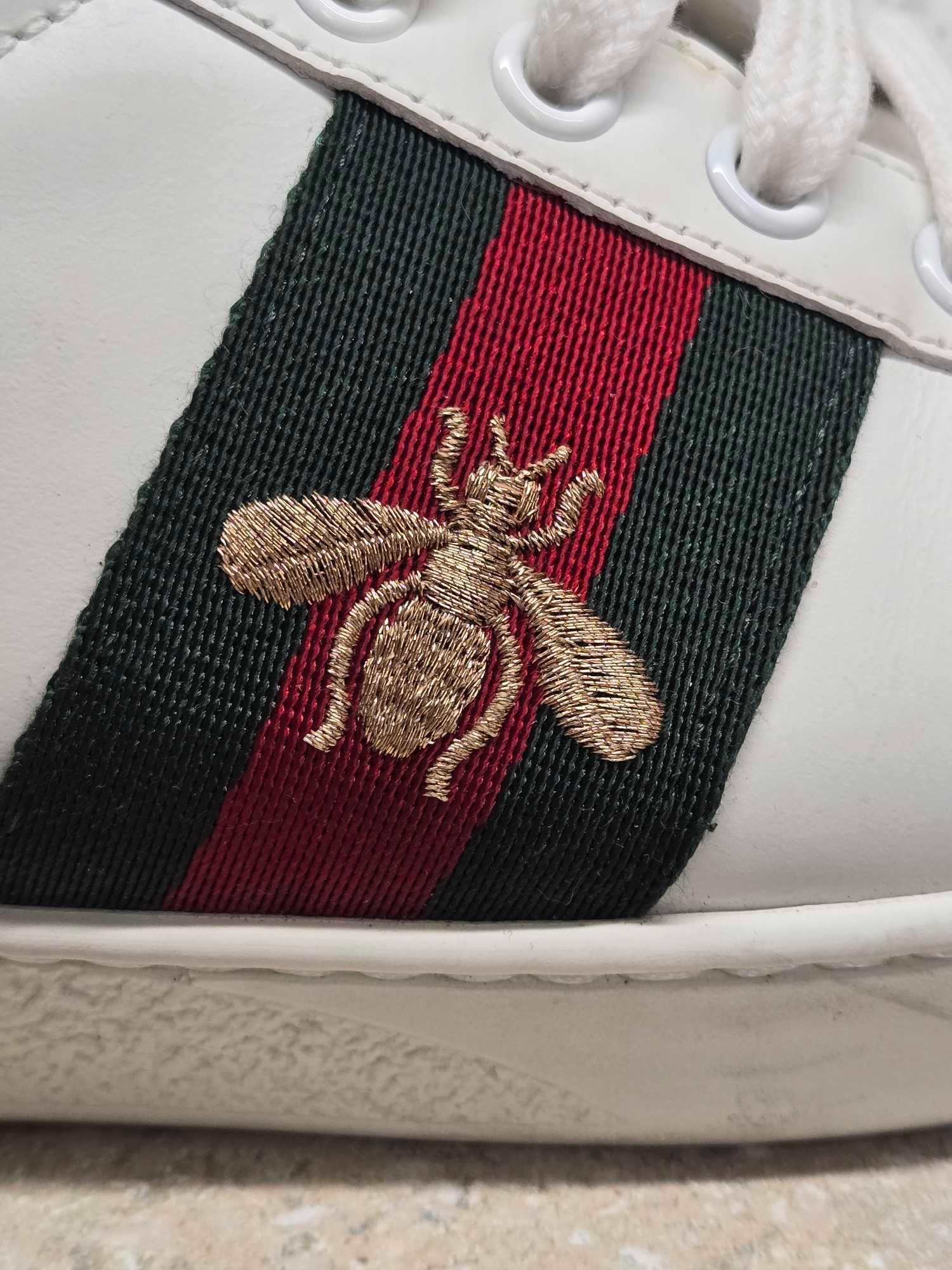 Authentic Pre-Owned Women's Gucci Ace Bee Sneakers w/ COA