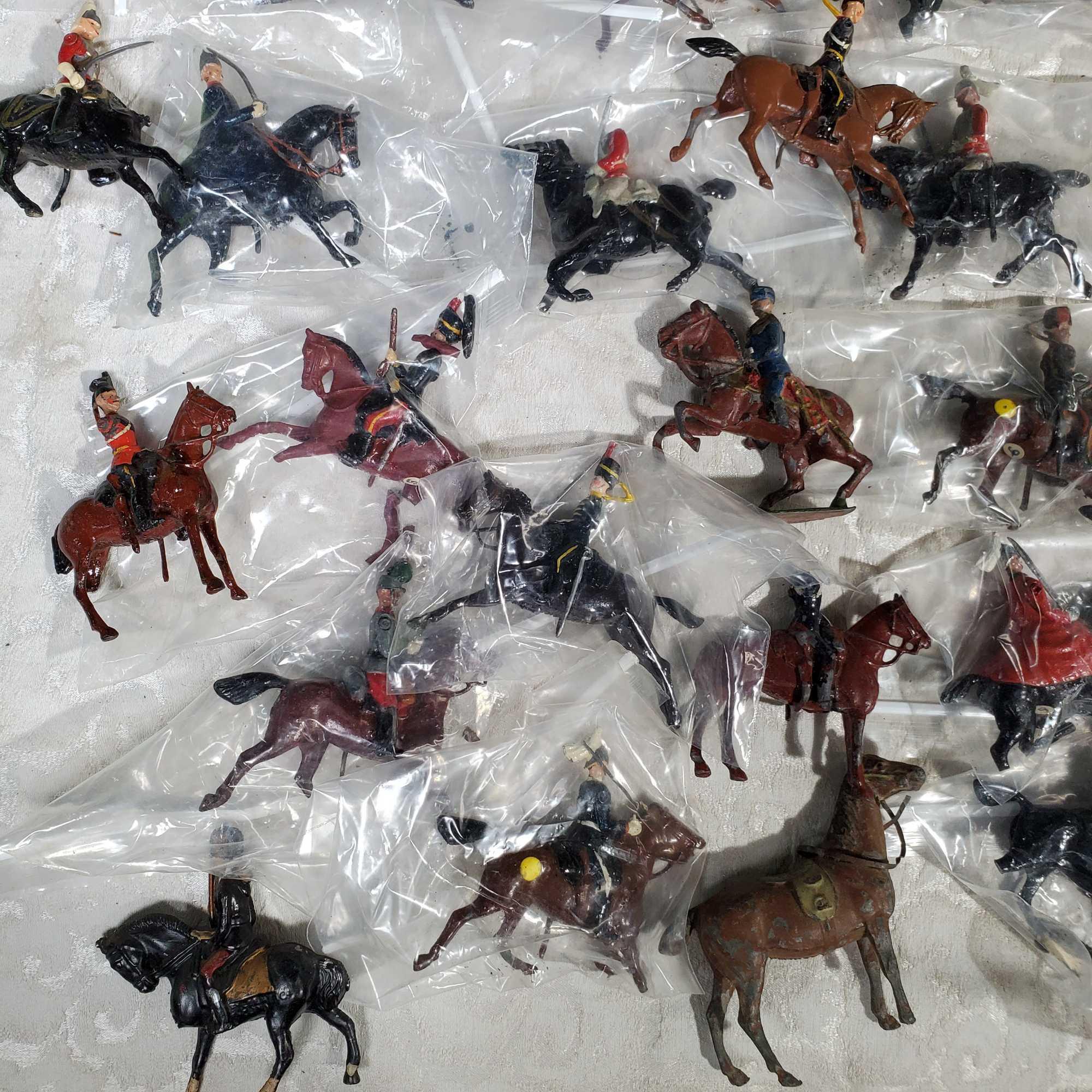 Tray Lot FULL of Fixer Upper Toy Soldiers Including Loads of Mounted, Most Are Britains, Johillco,