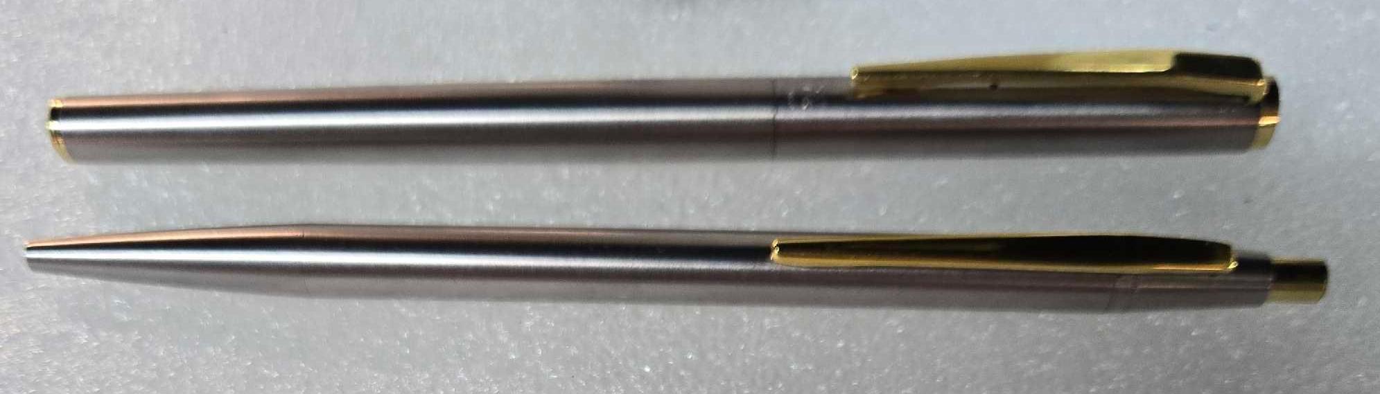 Montblanc Fountain And Rollerball Noblesse Slimline Set In Box