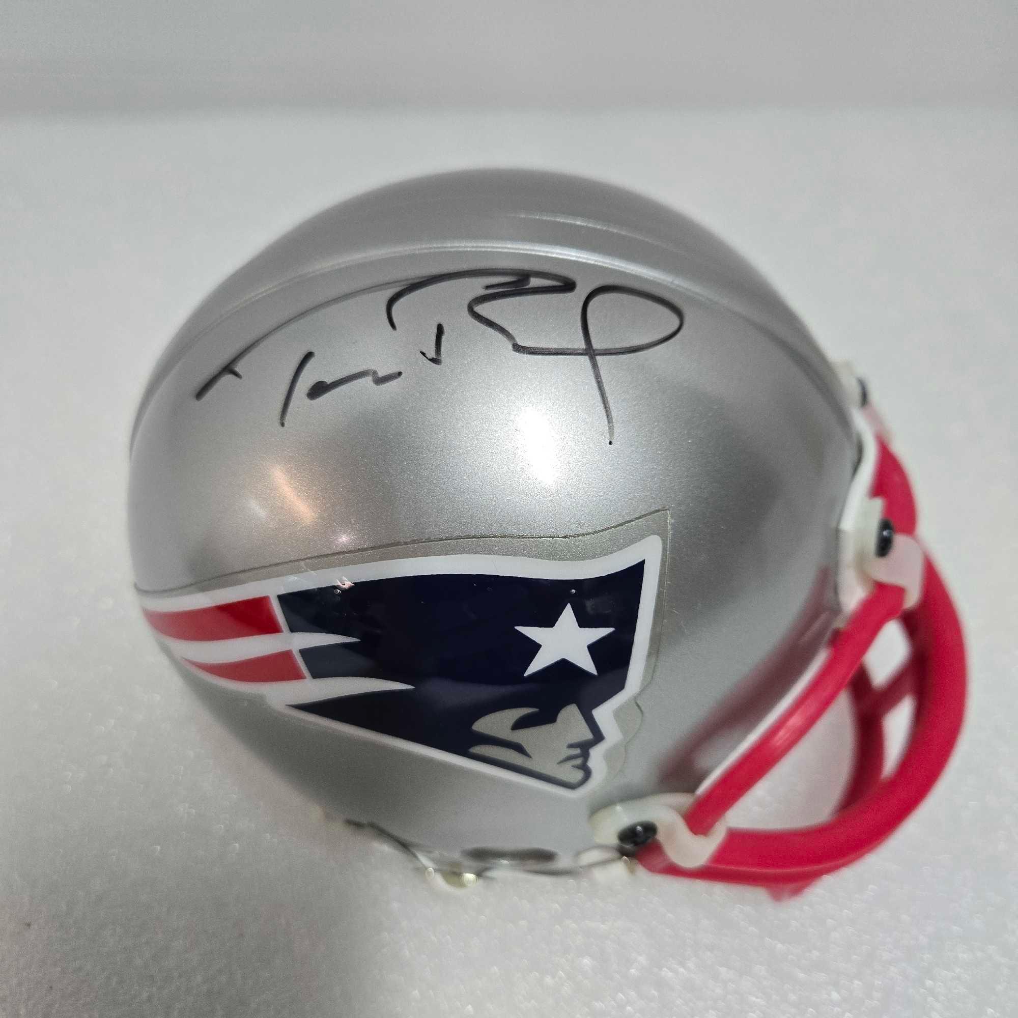 Official Riddell Mini Helmet NFL New England Patriots Signed By Tom Brady