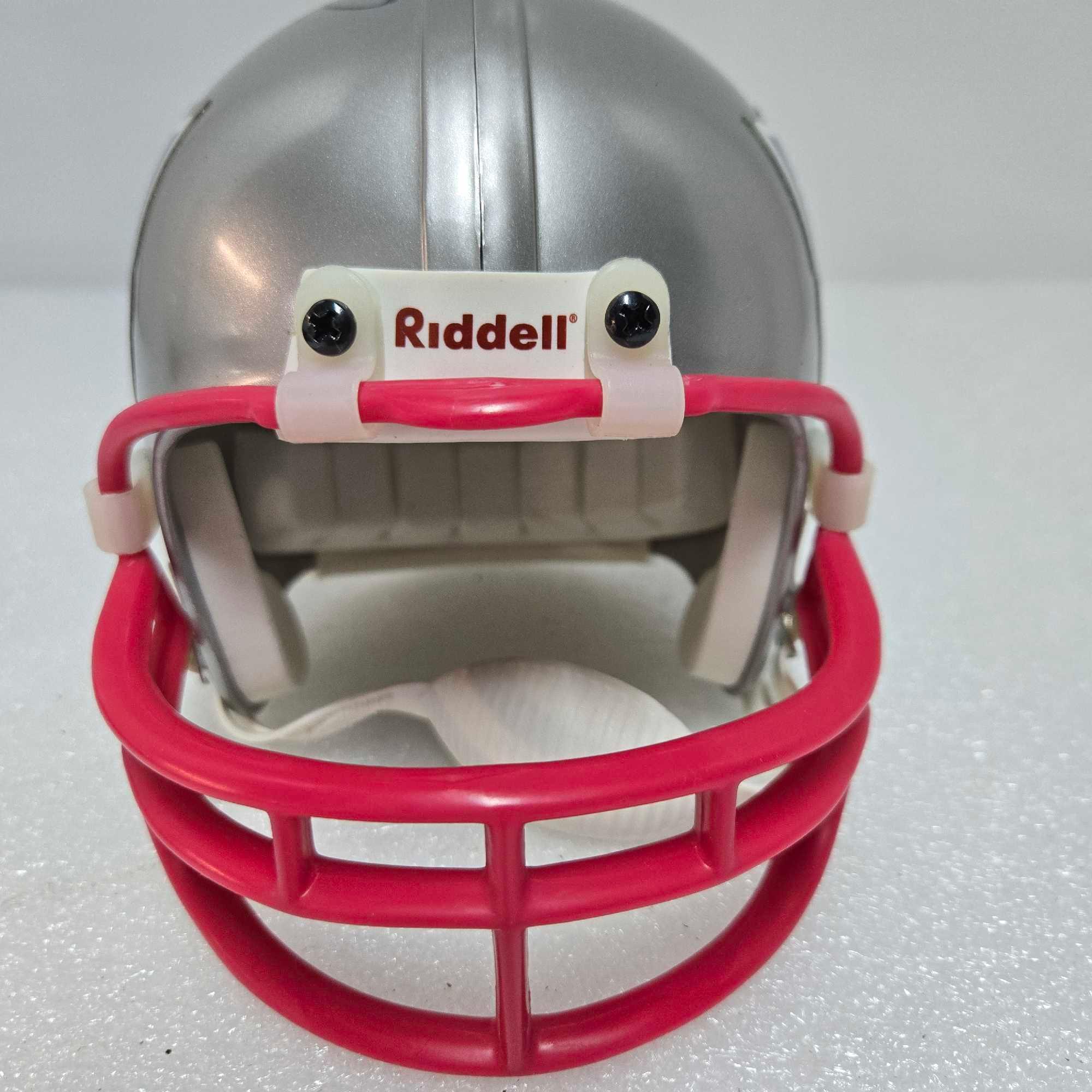 Official Riddell Mini Helmet NFL New England Patriots Signed By Tom Brady