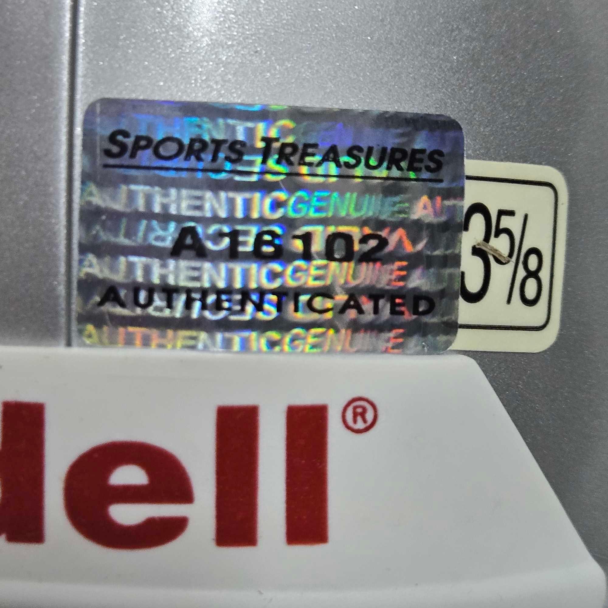 Official Riddell Mini Helmet NFL New England Patriots Signed By Tom Brady