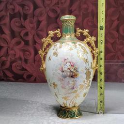 1892 Royal Crown Derby for Spaulding & Co Chicago Porcelain Vase with Gilt Handles