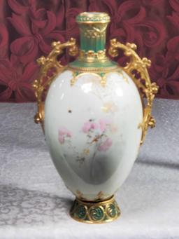 1892 Royal Crown Derby for Spaulding & Co Chicago Porcelain Vase with Gilt Handles