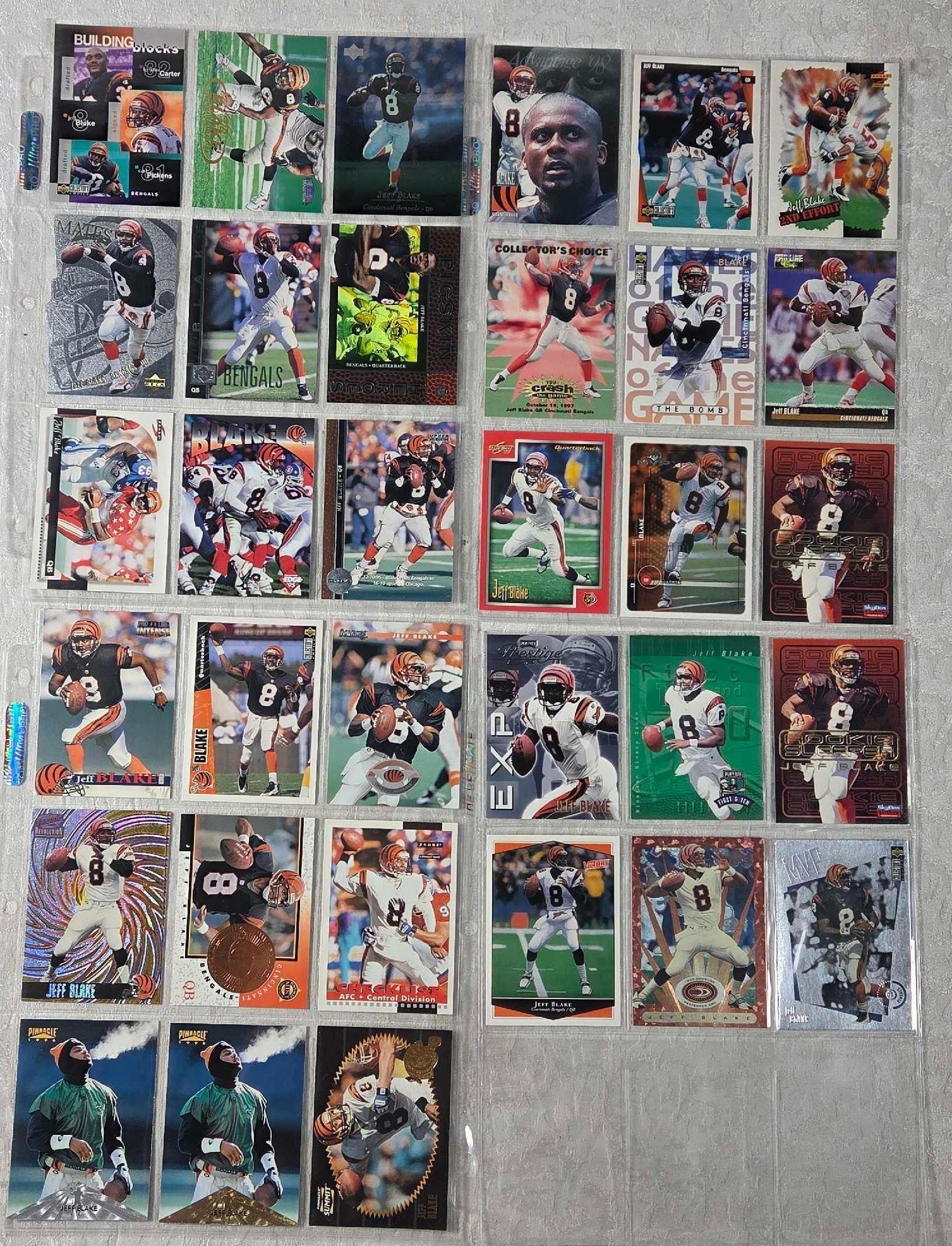 Very Large Collection Of Foot Ball Cards