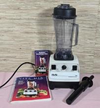 Vita-Mix 5000 Blender with Recipe Booklet and VCR Video