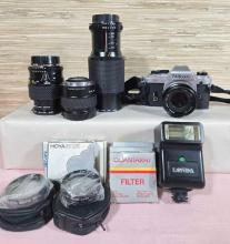 Vintage 1980's Nikon FG 35mm Camera