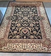 * Estate Auishag 100% Wool Rug