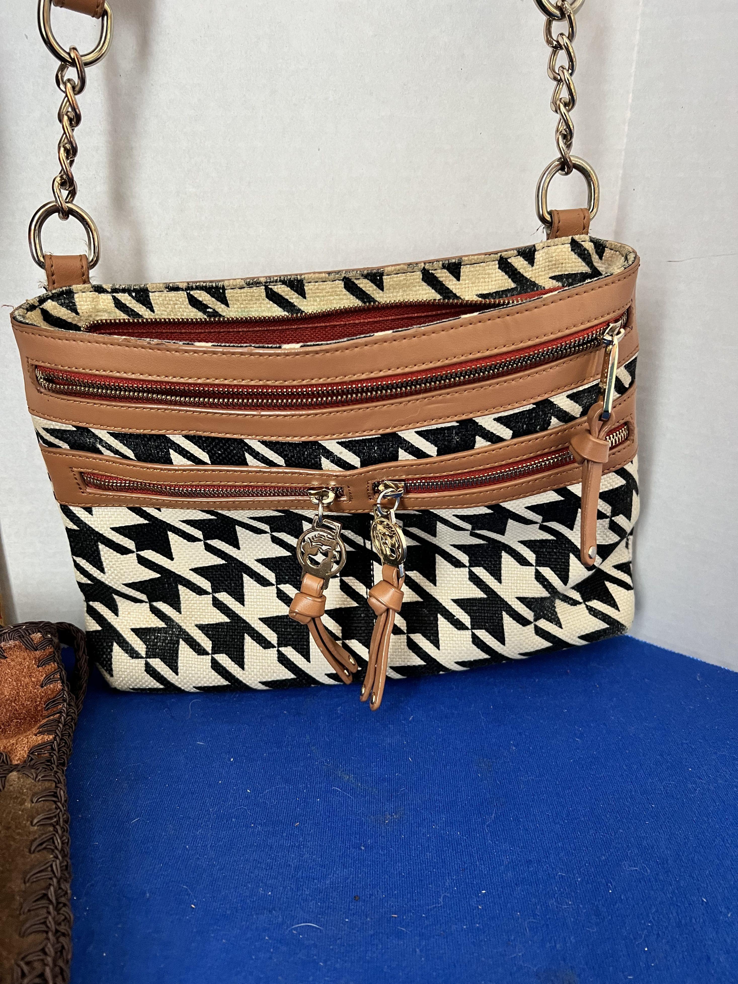 Purse lot