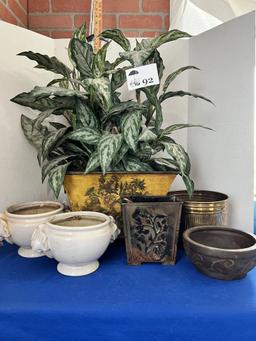 Planter lot