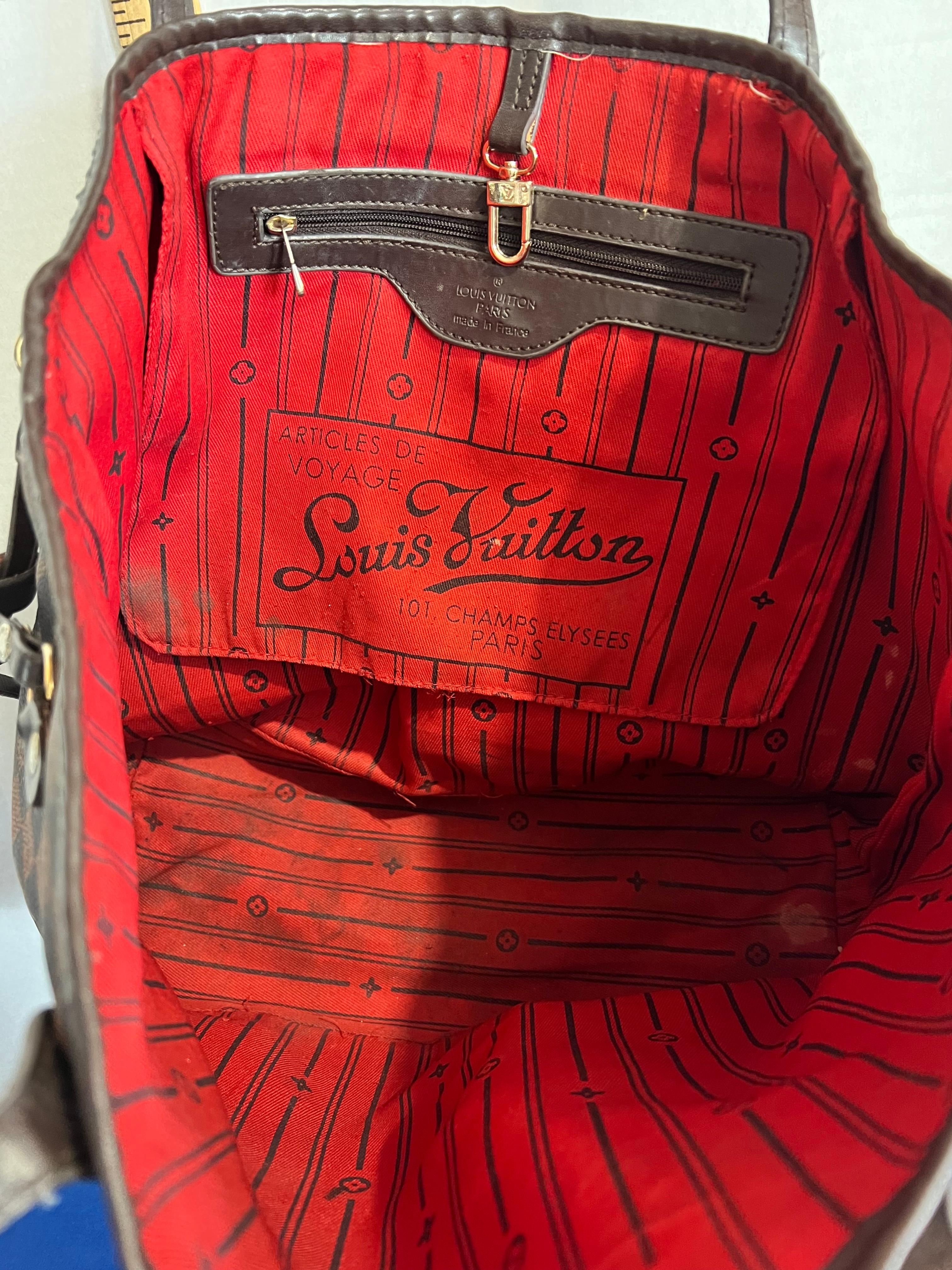 Louis Vuitton Purse - unauthenticated