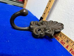 Cast Iron Antique Style VICTORIAN Coat Hooks Hat Hook Rack Towel Clam Shell