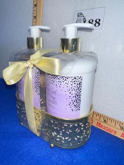 Liquid Soap & Lotion Kitchen Caddy: Sink Basket Set - new