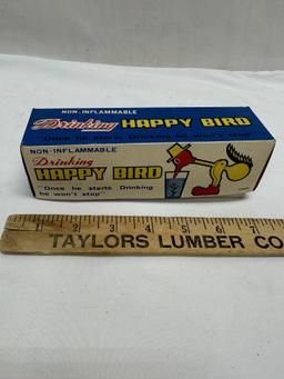 Vintage Drinking Happy Bird