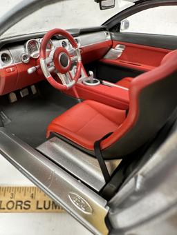 The Beanstalk Group 1/18 Scale Mustang GT Die Cast