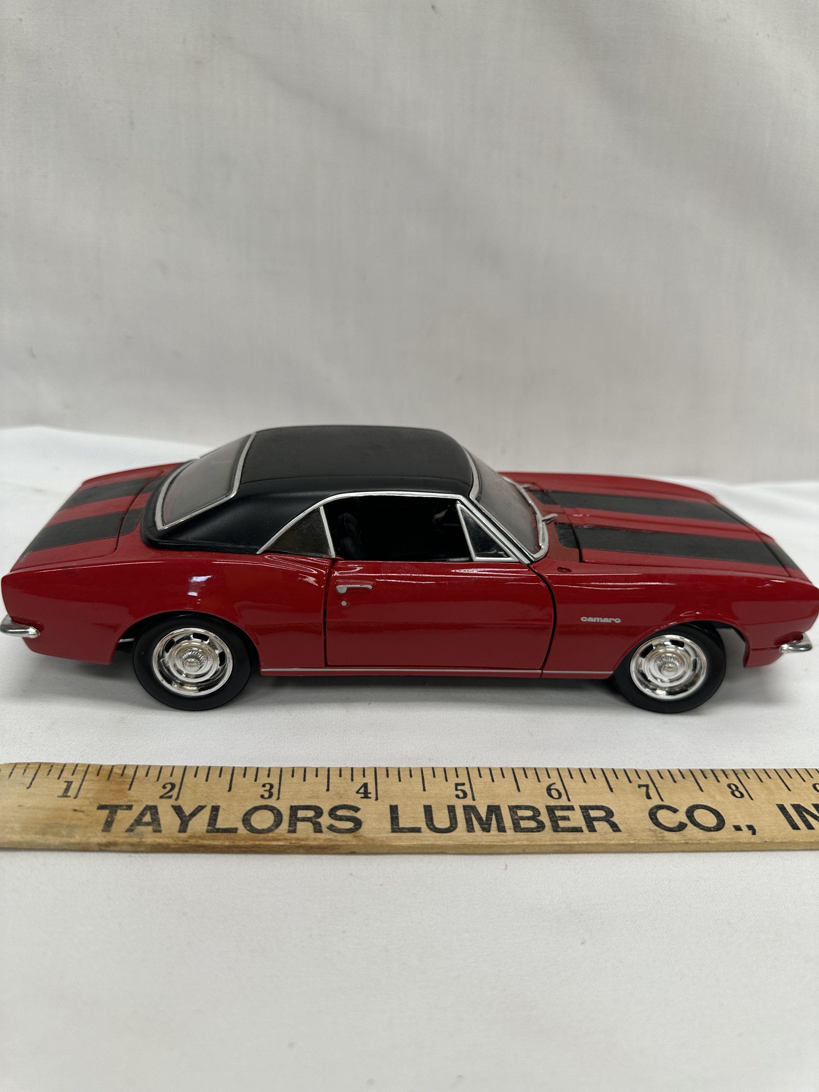 MAISTO 1/18 Scale 1967 Chevrolet Camaro Z/28 Die Cast