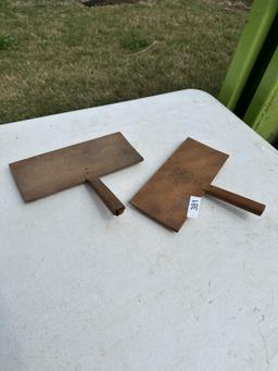 (2) Vintage No 10 Cotton Plantation LS Watson & Co Cotton Combs