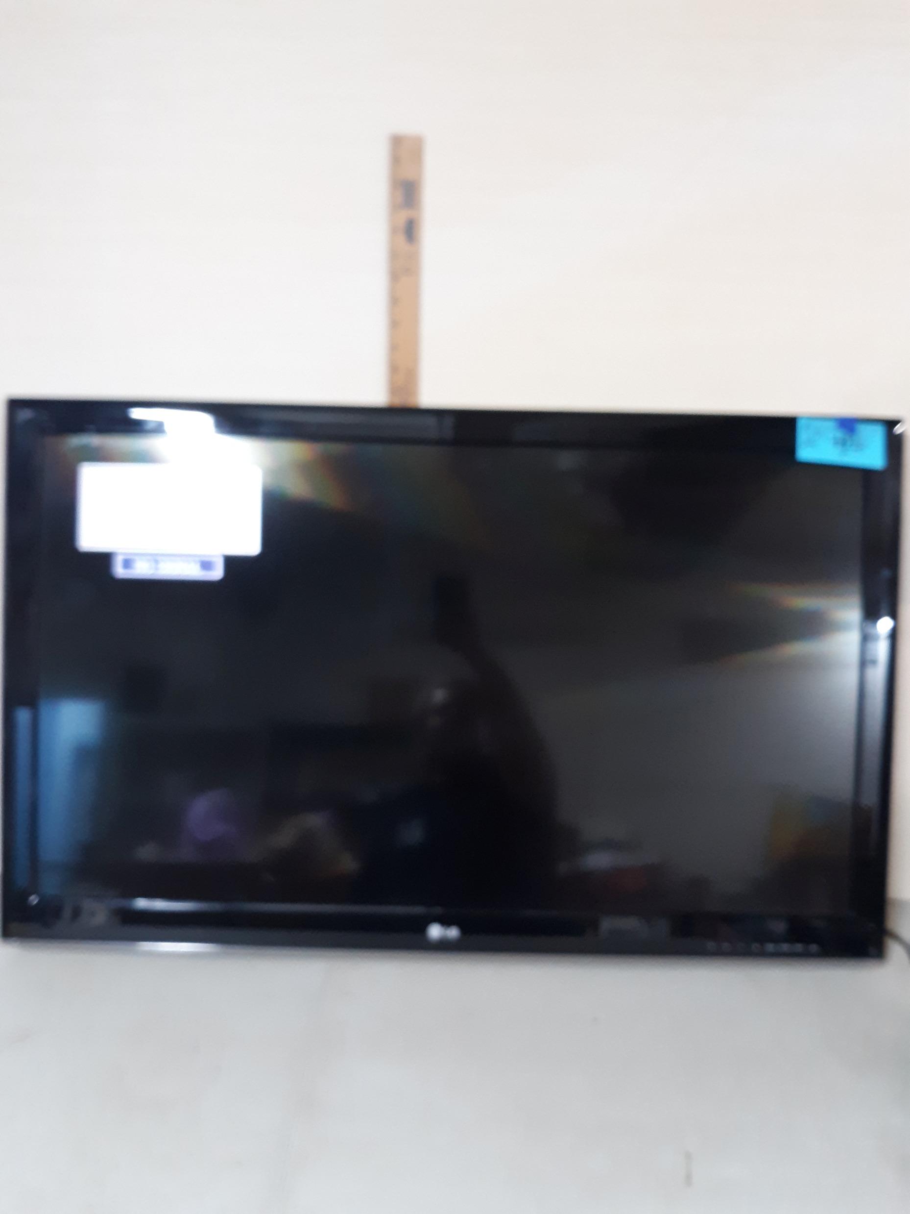 LG TV 42", no remote