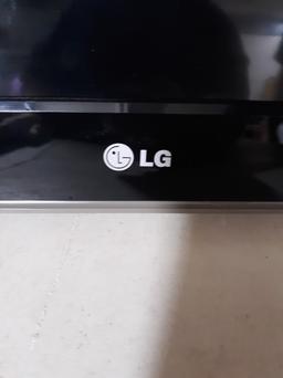 LG TV 42", no remote