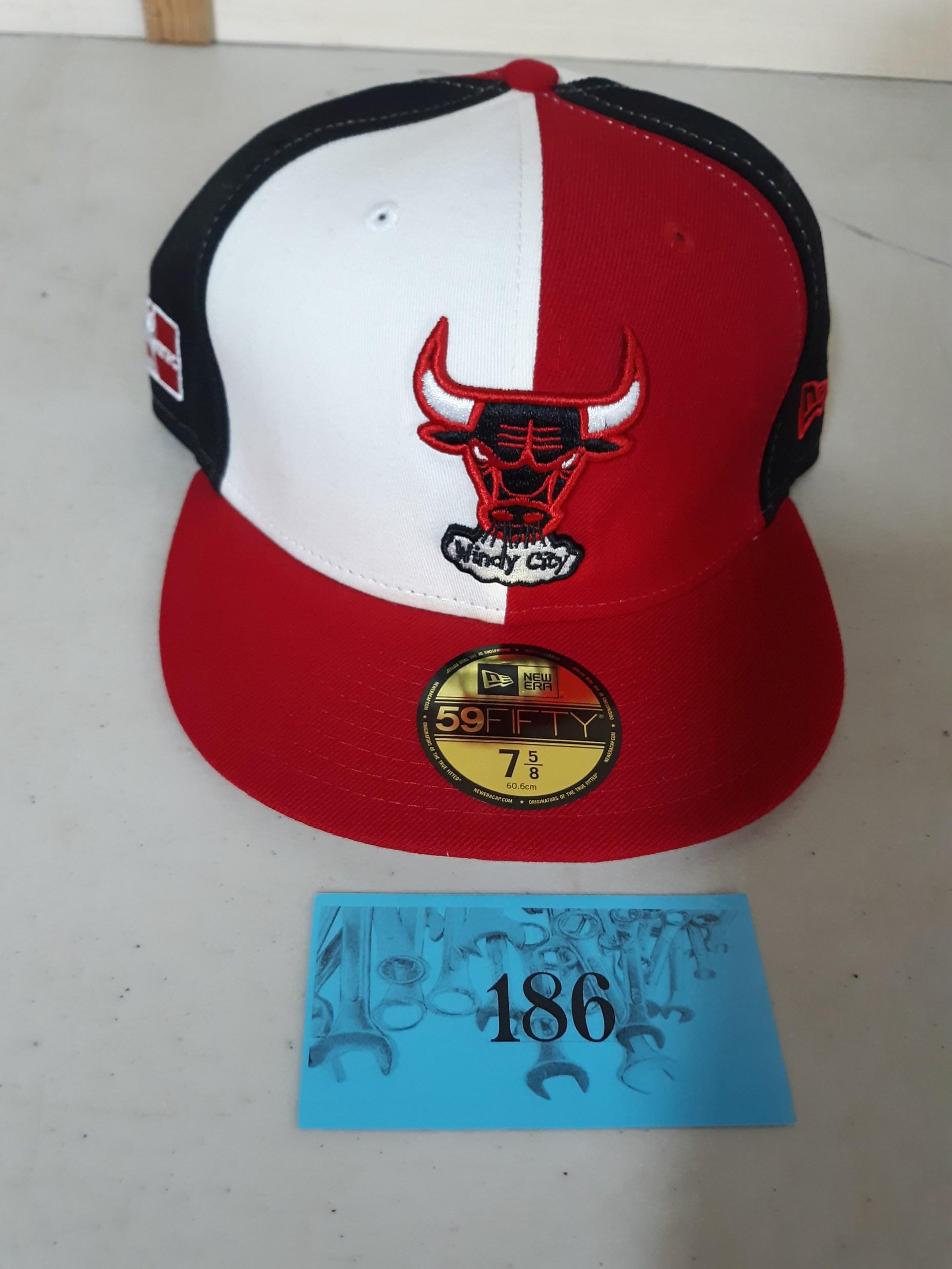Chicago Bulls Adjustable Fit Hat