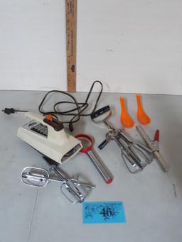 Kitchen Lot, Vintage Sunbeam Mixer, Hand Mixer, etc.