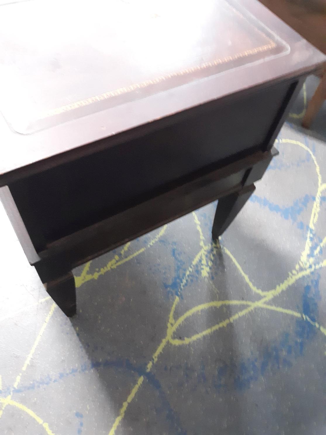 Step End table, Leather inlay