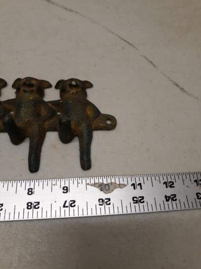 Cast Iron Pigs Key Hanger