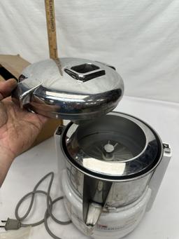 Vintage ACME Supreme JUICERator Model 6001