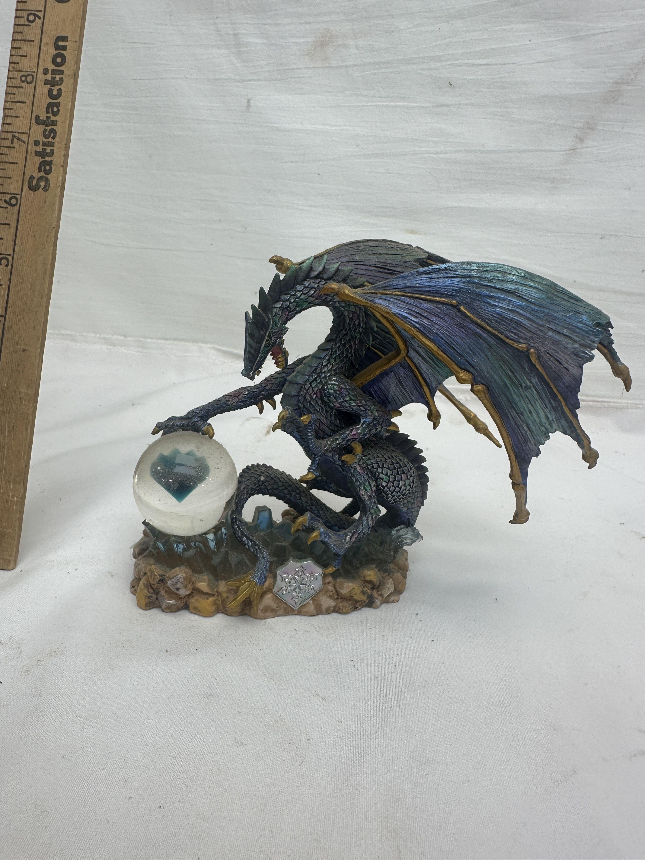 Guardians of the Dragonstone Collection Figure (Hamilton Collectibles)