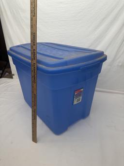 Rubbermaid Rough Tote 20 Gallon Lidded Tote (Local Pick Up Only)