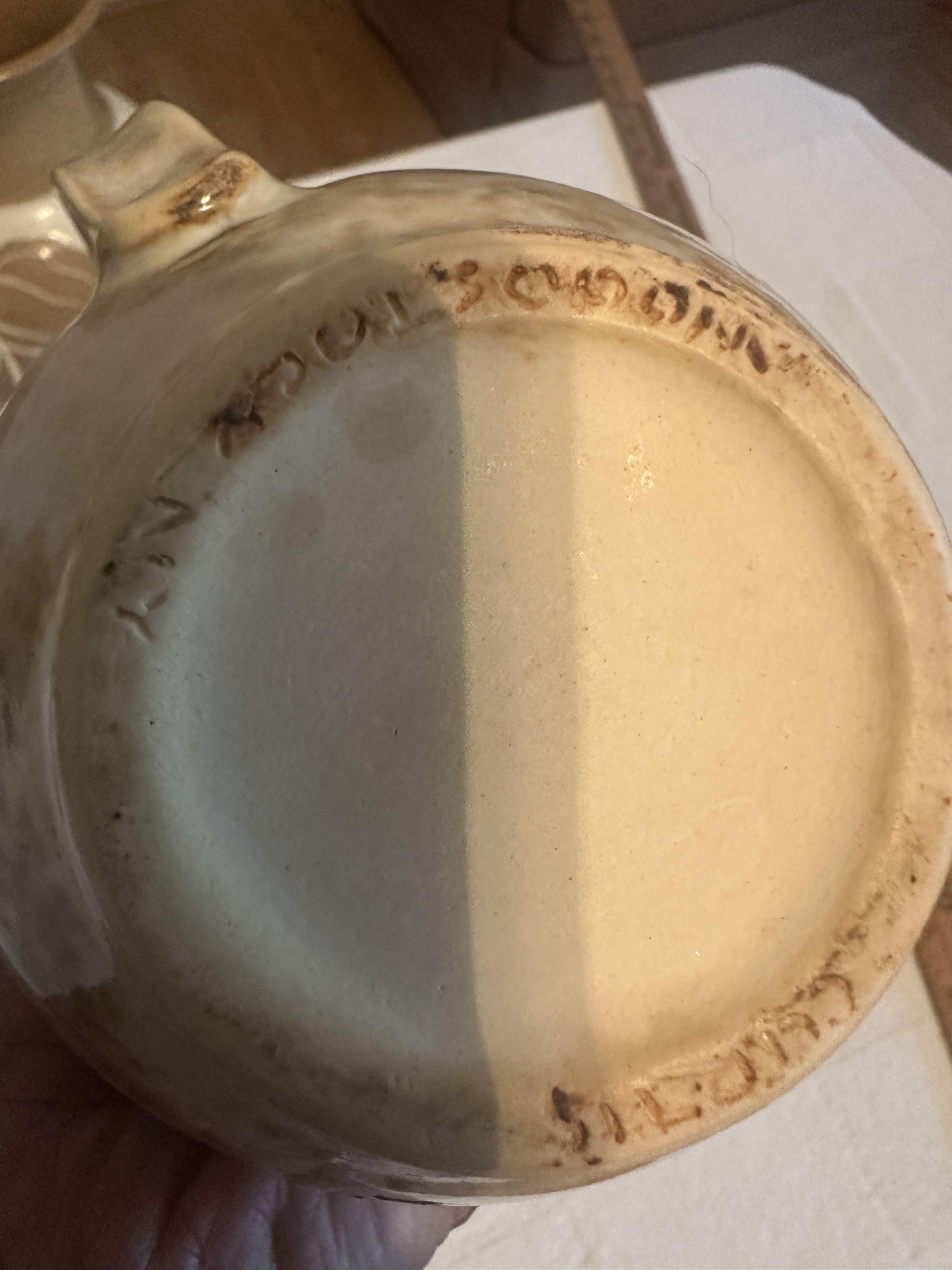 Box Lot/Décor Pottery