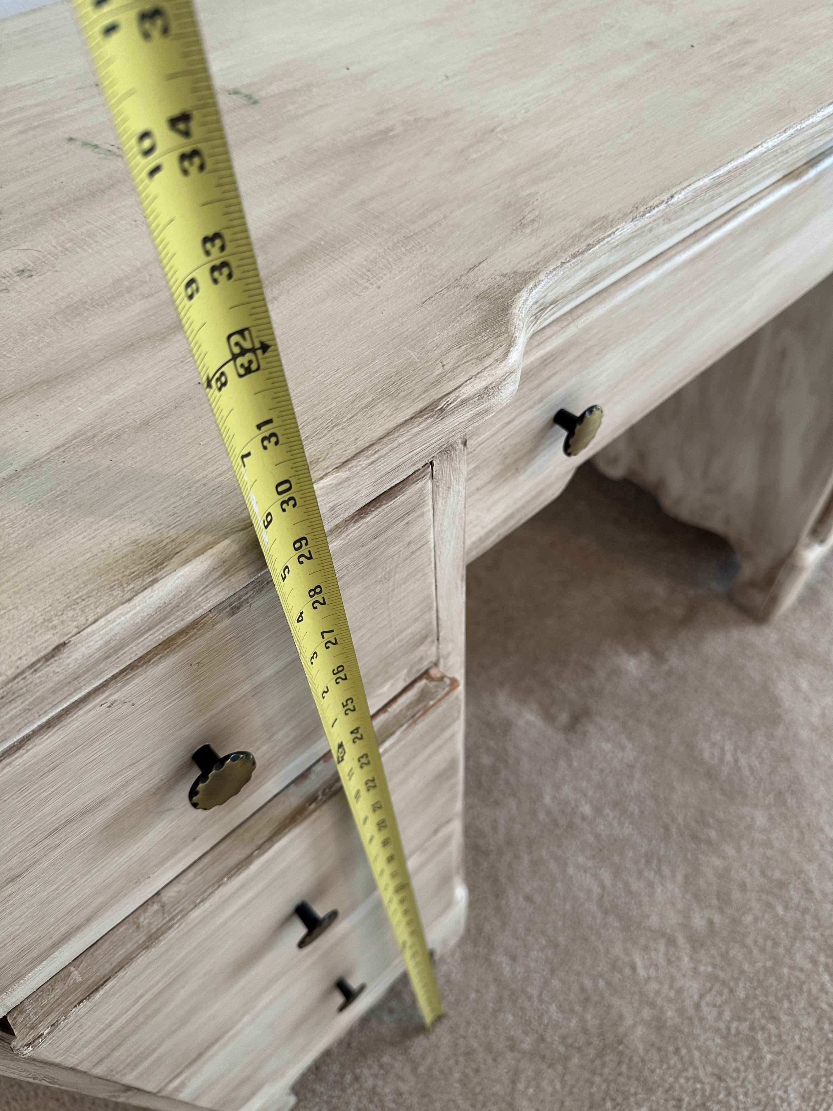 Nice Vintage 7 Drawer Desk/Vanity (Local Pick Up Only)