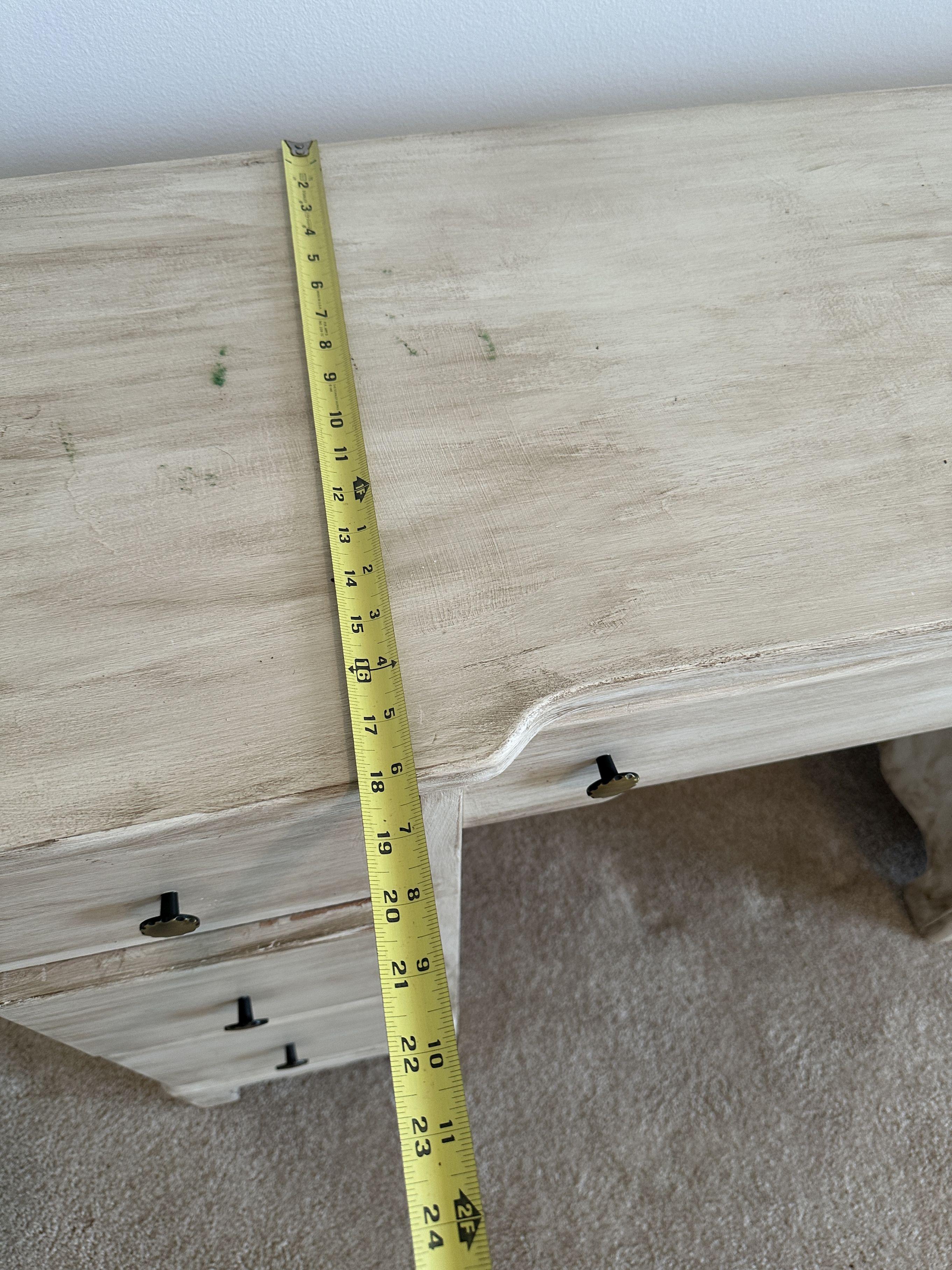 Nice Vintage 7 Drawer Desk/Vanity (Local Pick Up Only)