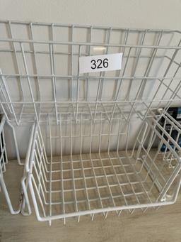 Box Lot/Small Wire Stacking Baskets