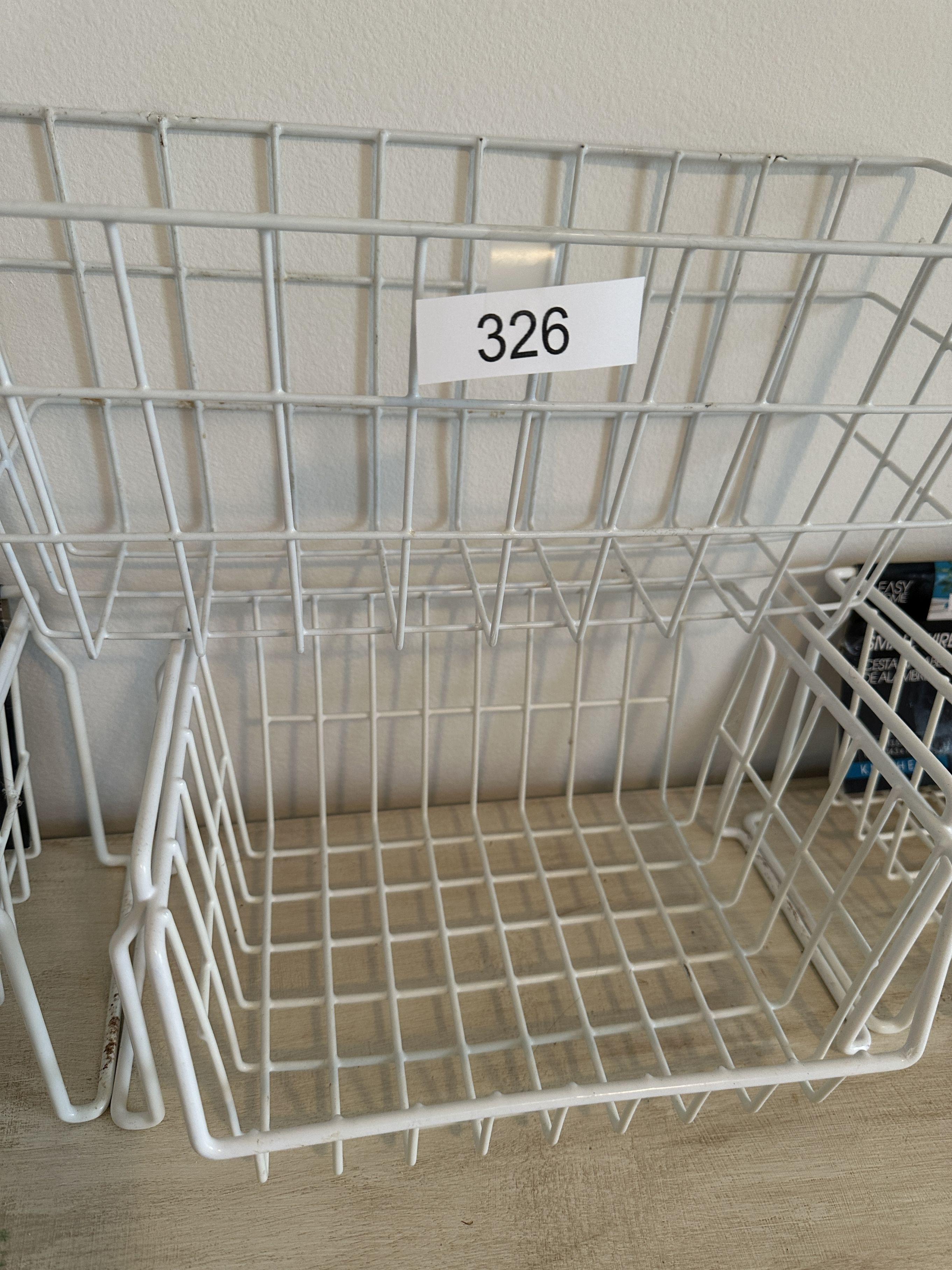 Box Lot/Small Wire Stacking Baskets