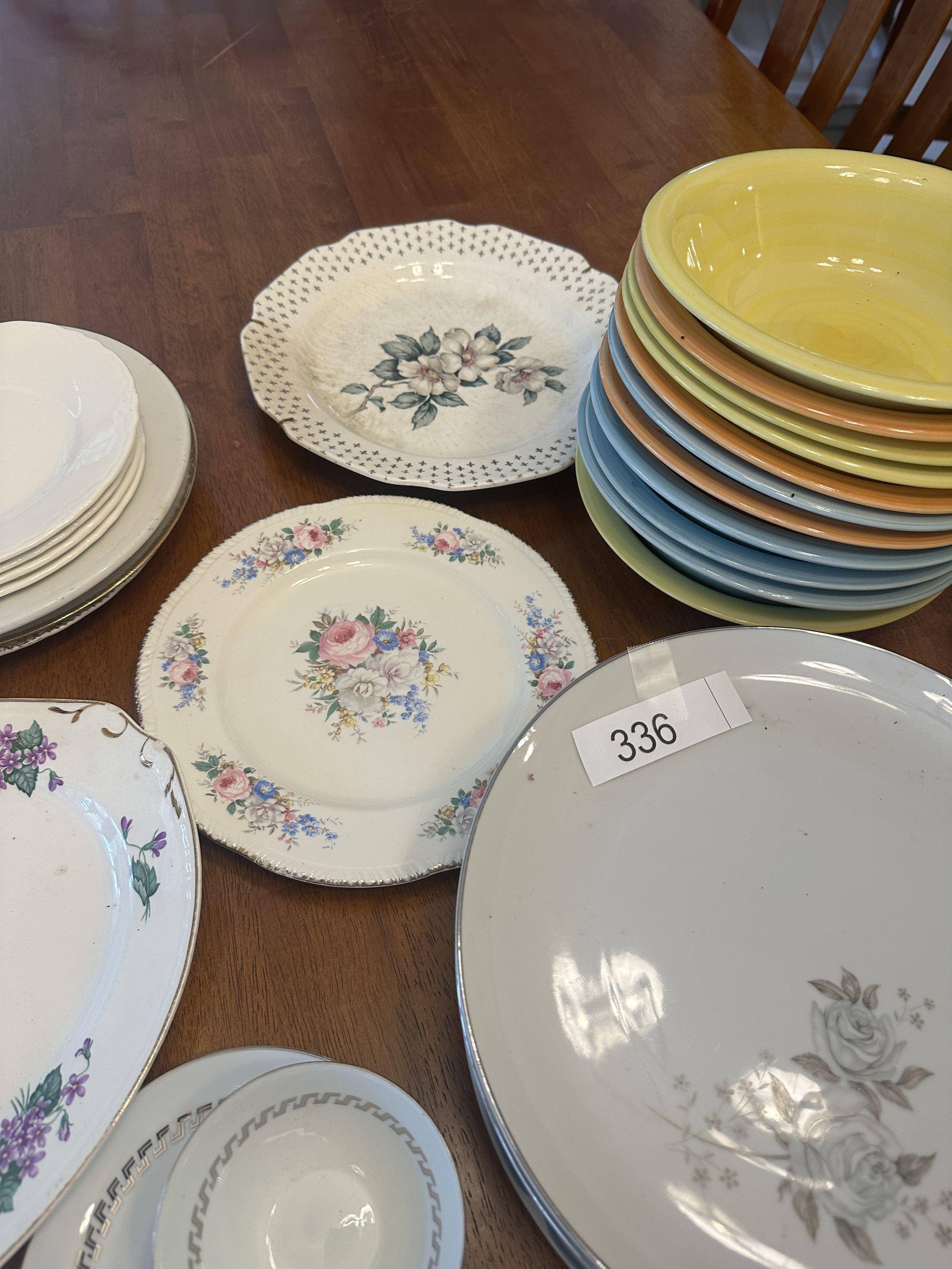 Box Lot/Misc Plates, ETC