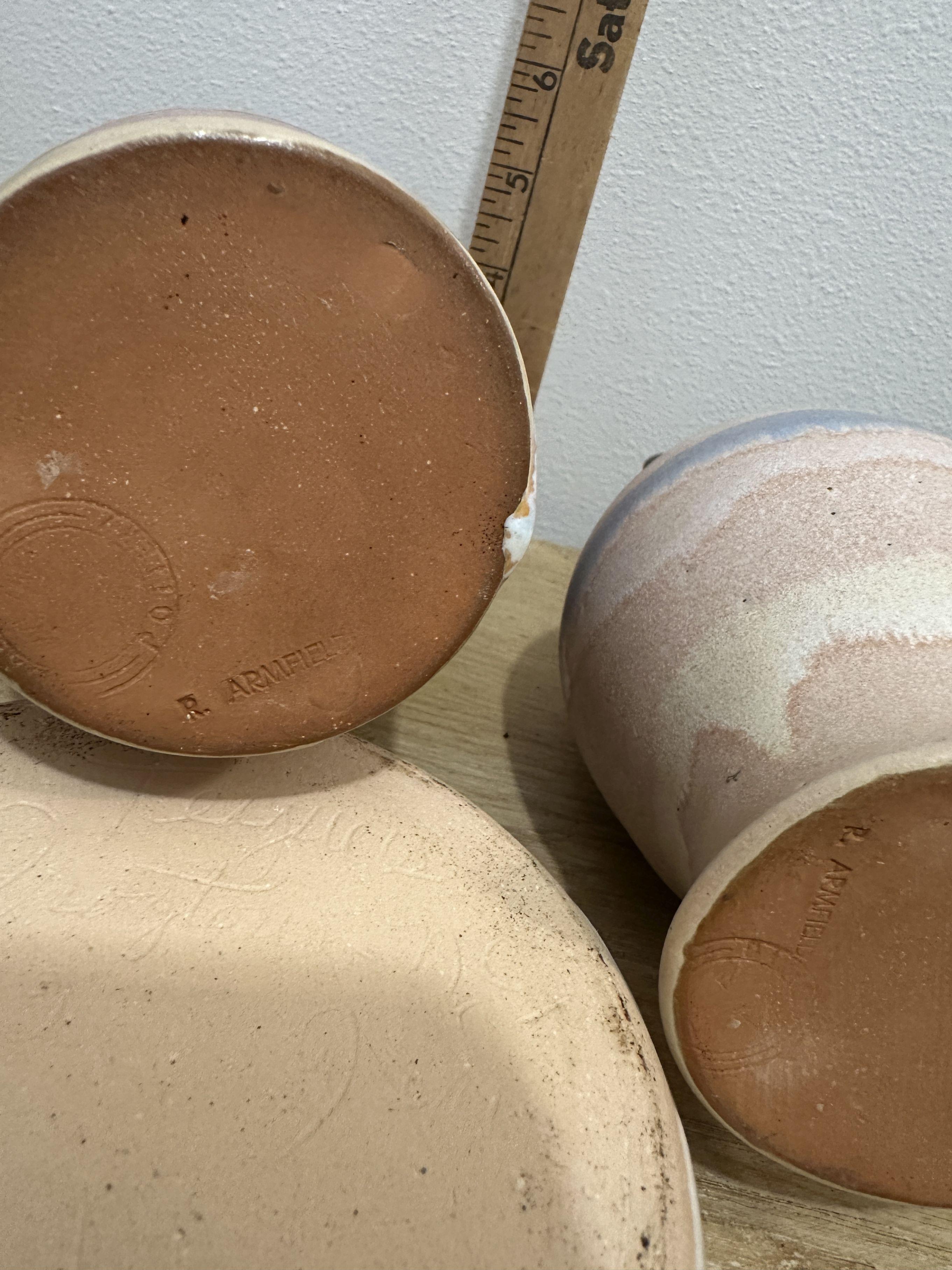 Box Lot/Misc Décor Pottery Pieces, ETC