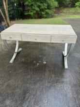 Nice Large 3 Drawer Desk with Flip Out Front Center Drawer (Local Pick Up Only)