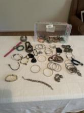 Box Lot/Misc Jewelry