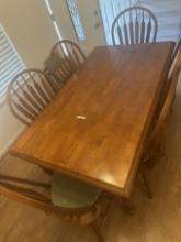 Nice Dining Room Table with 6 Chairs (Local Pick Up Only)