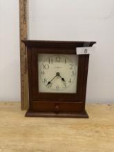 Nice Howard Miller Mantle Clock