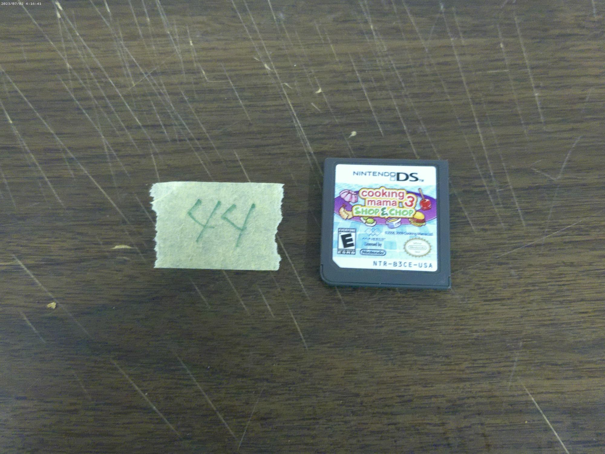 nintendo DS video game, cooking mama 3 shop & chop from 2009 in great shape