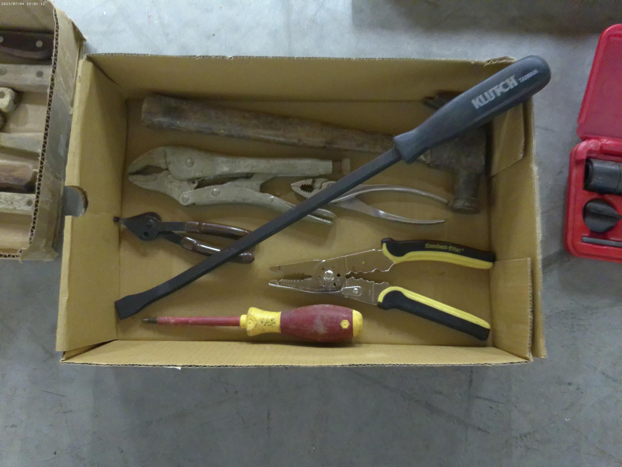 hand tools, nice mixed lot of various hand tools some are specilzed tools